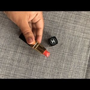 CHANEL lipstick